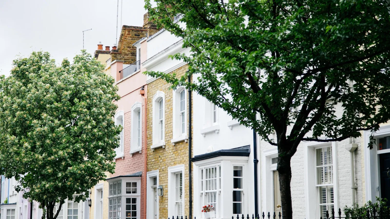 How Much Below Market Value Do Cash Buyers Pay?